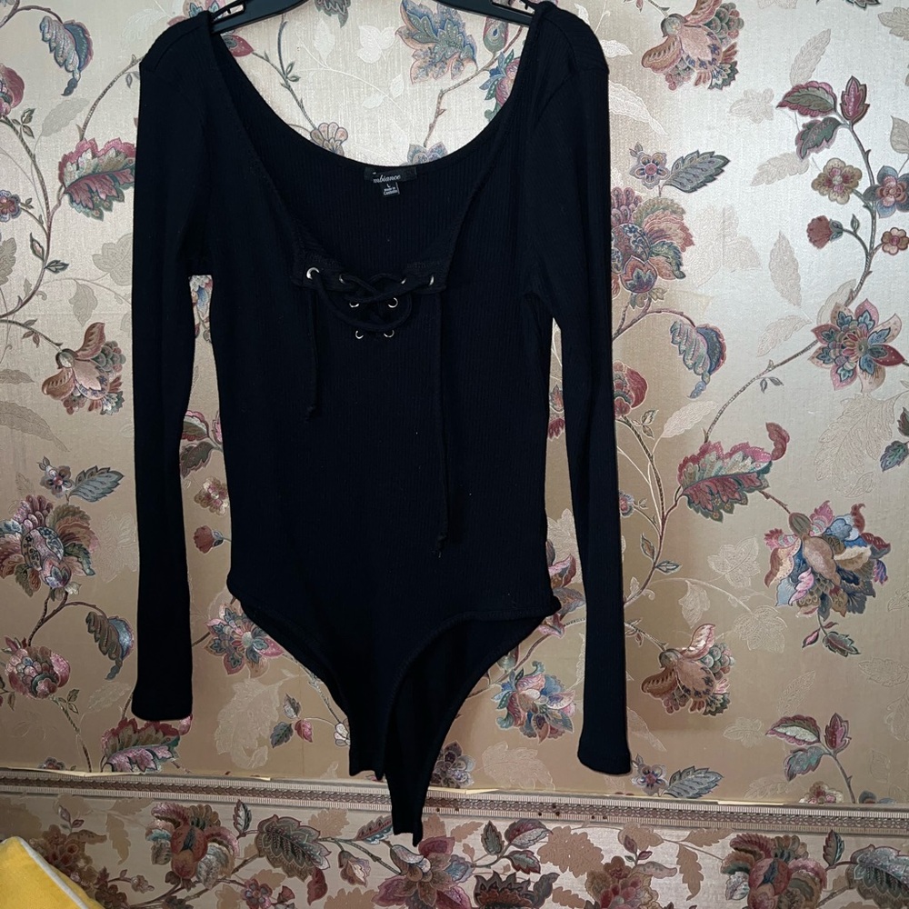 Long sleeeve bodysuit
